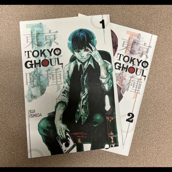 Volumes 1 & 2 Tokyo Ghoul manga - Picture 1 of 5